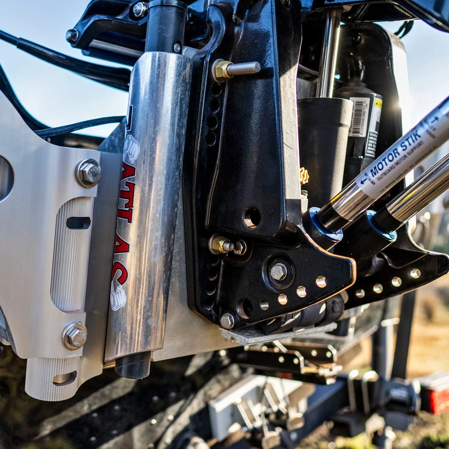 T-H Marine Jack Plates & Trim Units-ATLAS™ Heavy Duty Hydraulic Jack Plate