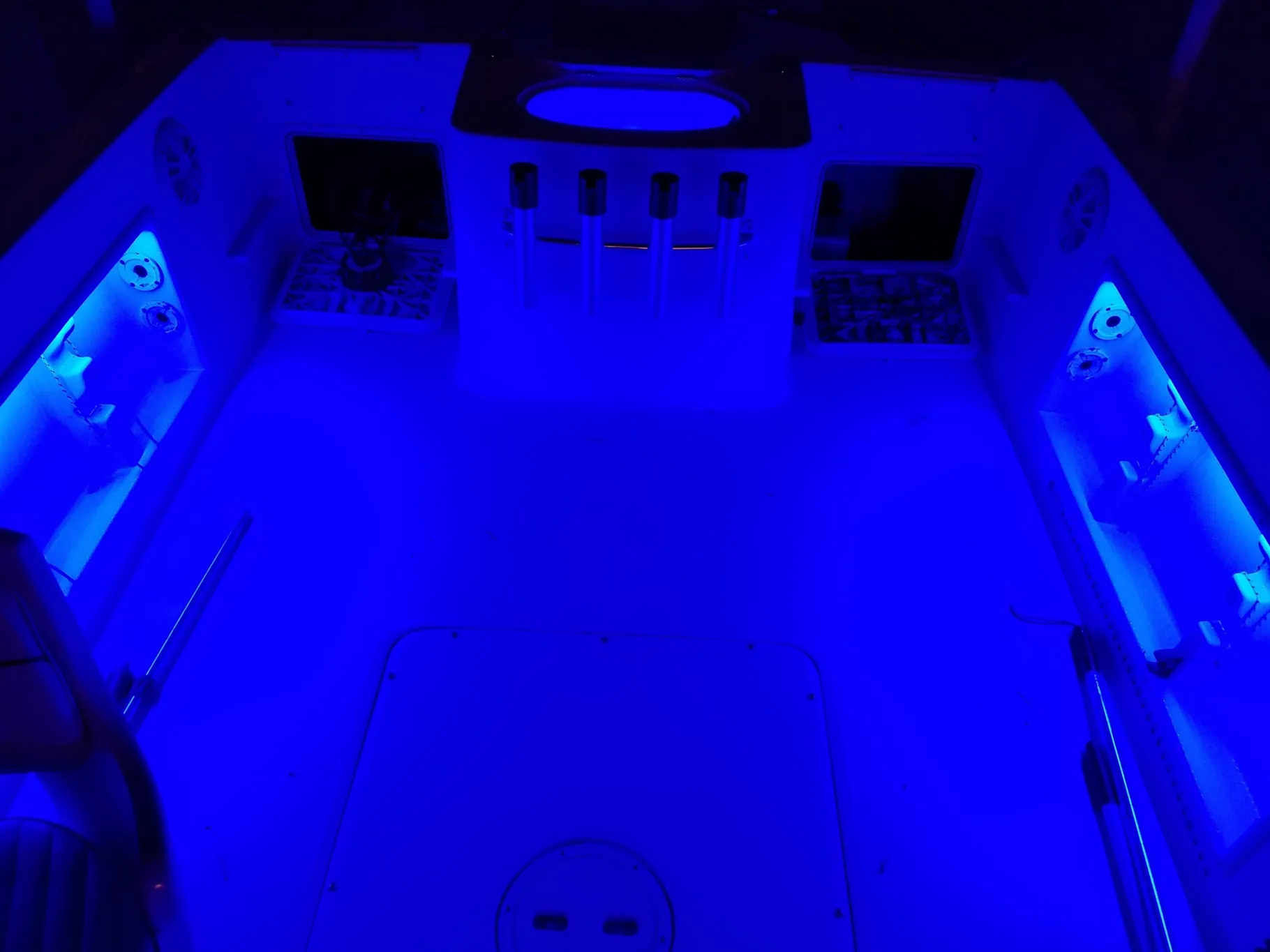 T-H Marine Led Lighting-BLUEWATERLED Deluxe Salt Water Deck LED Lighting System
