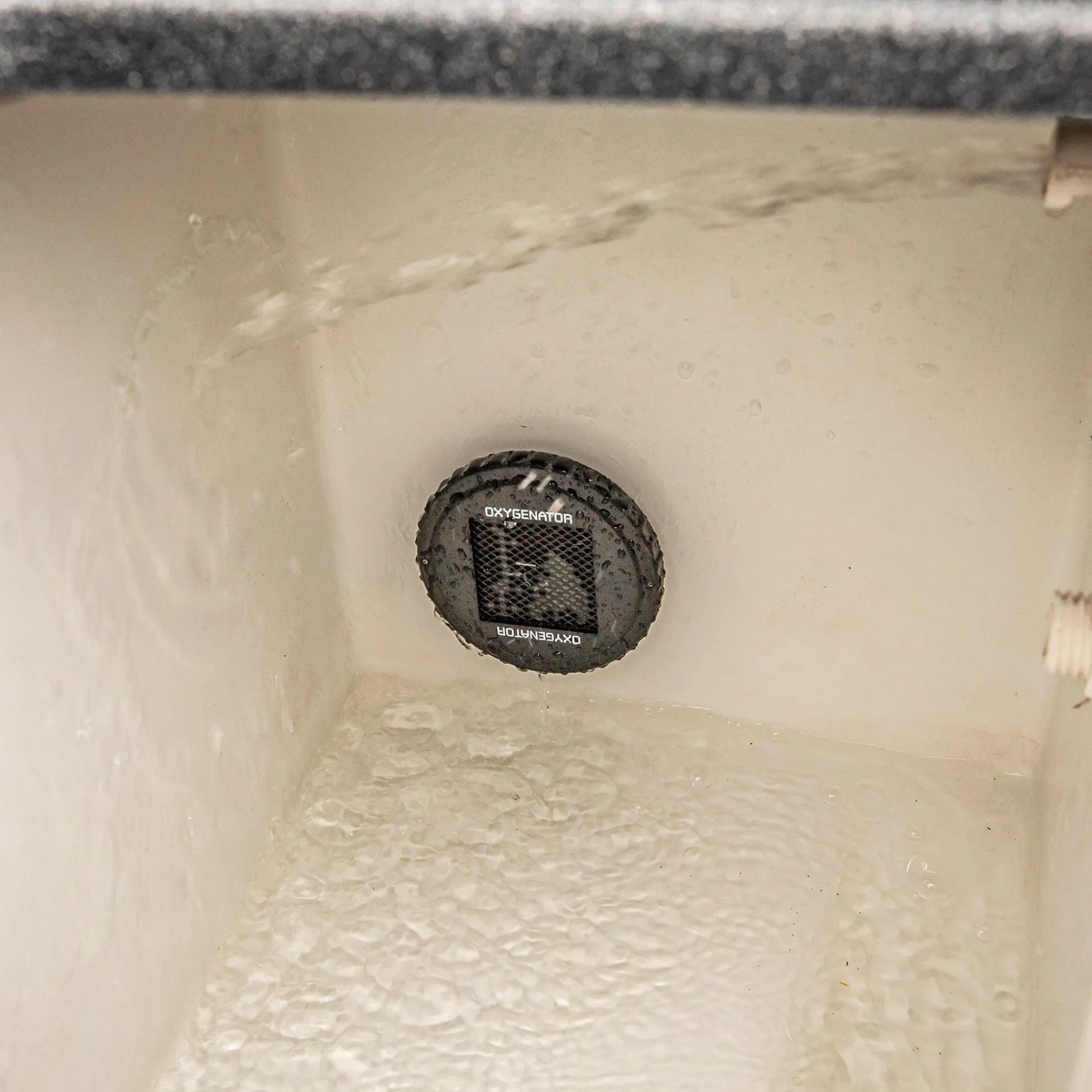 T-H Marine Plumbing & Drains-The OXYGENATOR Livewell Oxygen Generator